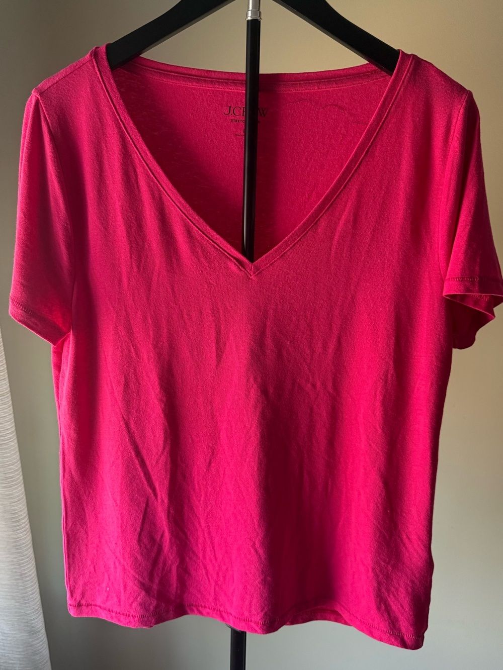NWOT J. Crew Women's Linen Blend V-Neck Tee Hot Pink SZ L (17.5" P2P)